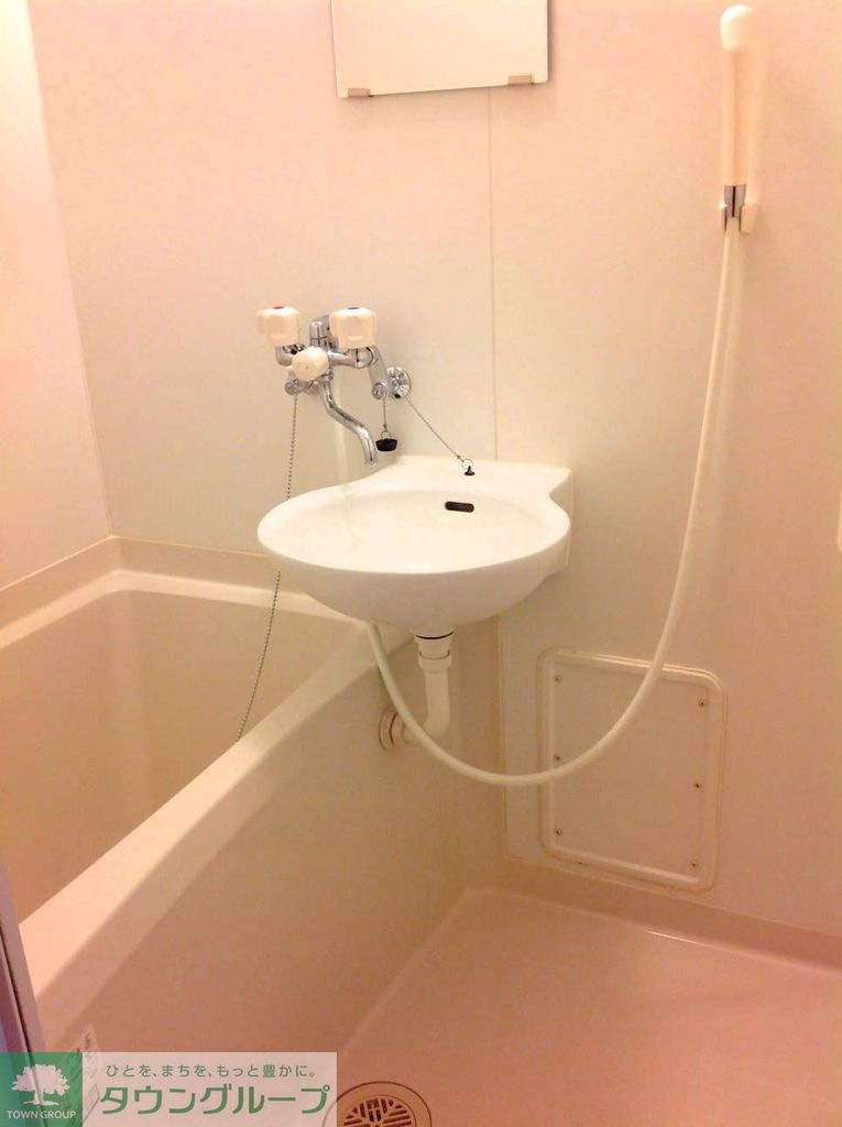 バス・シャワールーム　人気のバストイレ別です！