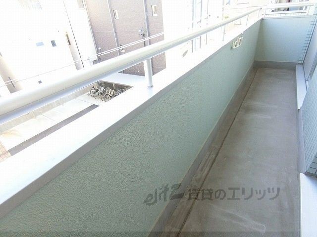 バルコニー　ベランダ