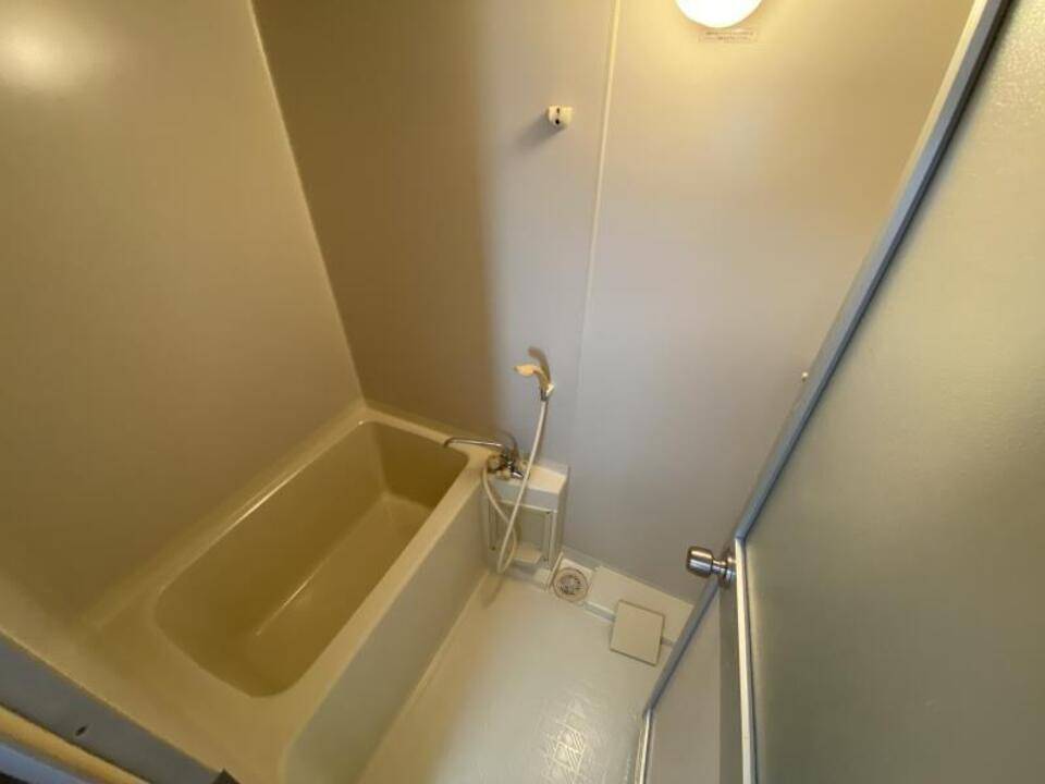 バス・シャワールーム　浴室
