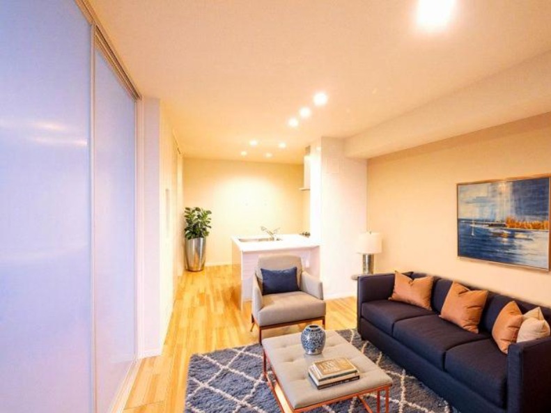 居室・リビング　CGで家具等を配置したもので家具等は含まれません