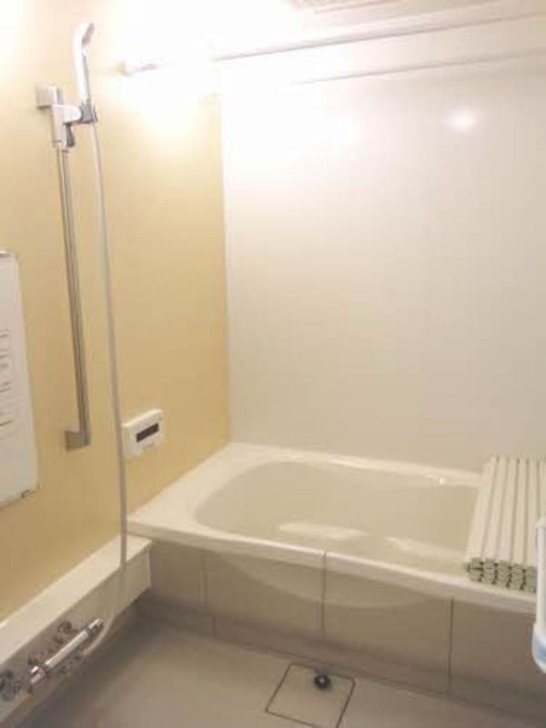 バス・シャワールーム　※別号室の写真となります。