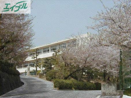 中学校　岡山市立妹尾中学校（中学校）まで603m