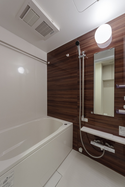 バス・シャワールーム　※写真は同タイプ住戸です。