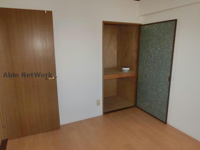 収納　同型モデル