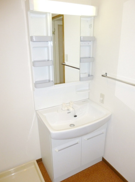 洗面設備　※別号室参考写真です
