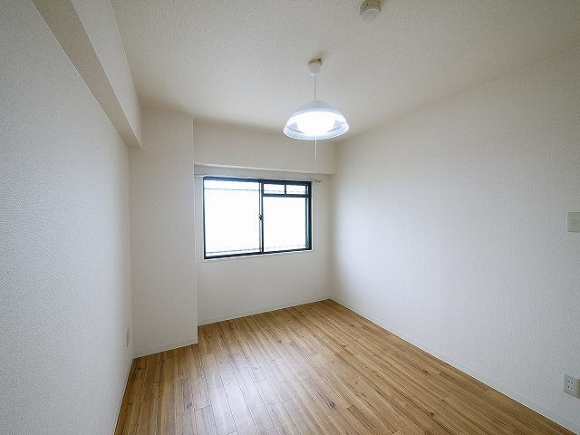 その他部屋・スペース　明るい洋室です