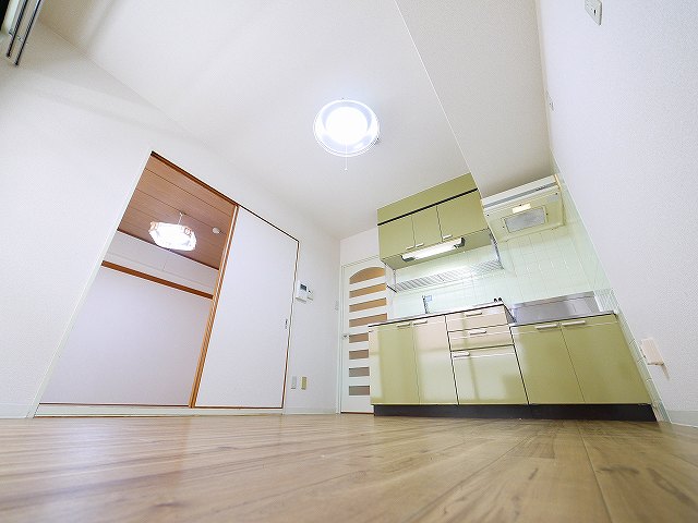 居室・リビング　ご家族で団らん出来るダイニングキッチンです。