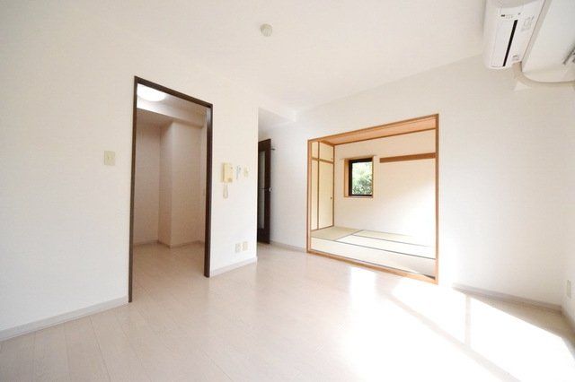 居室・リビング　別室参考写真