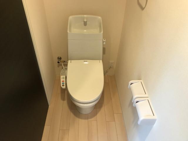 トイレ　シャワー付トイレ