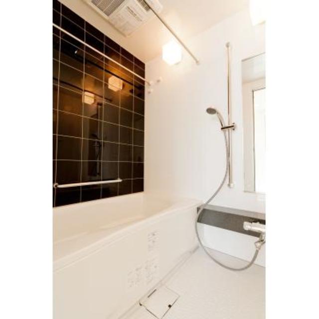 バス・シャワールーム　※写真は同タイプ住戸です。