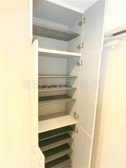その他設備　玄関収納