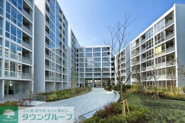 建物外観　★中庭には季節の花や木が楽しめます★