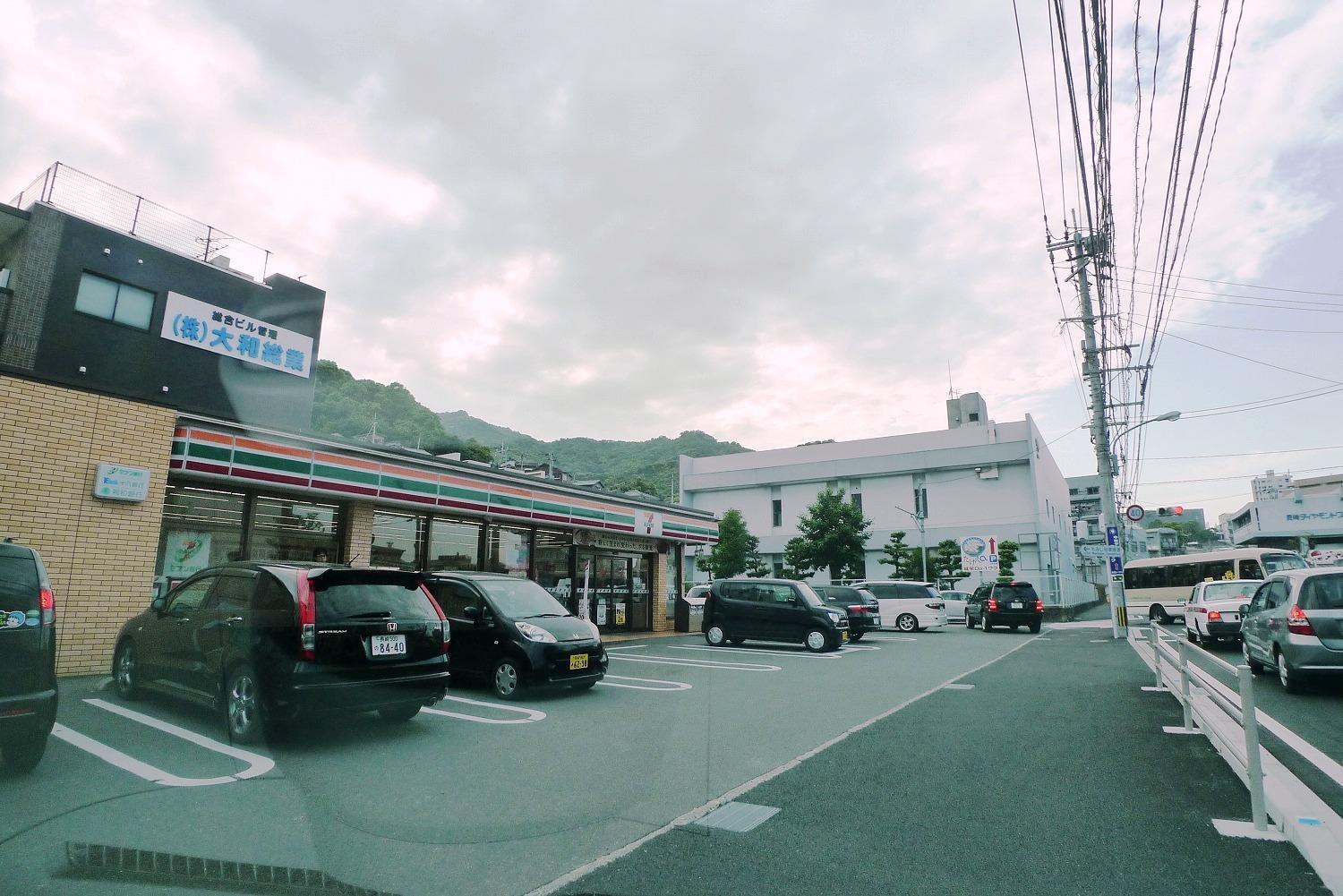 コンビニ　セブンイレブン淵町店（コンビニ）まで750m