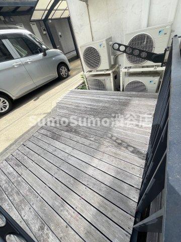 バルコニー　バルコニーがあります