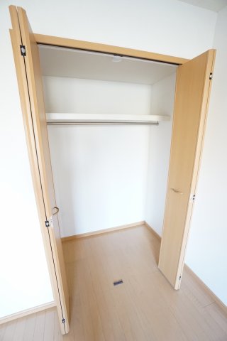 収納　※同物件・反転タイプの写真です。