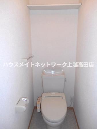 トイレ　温水洗浄暖房便座