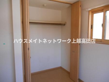 収納　クローゼット