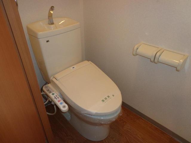 トイレ　シャワー付トイレ
