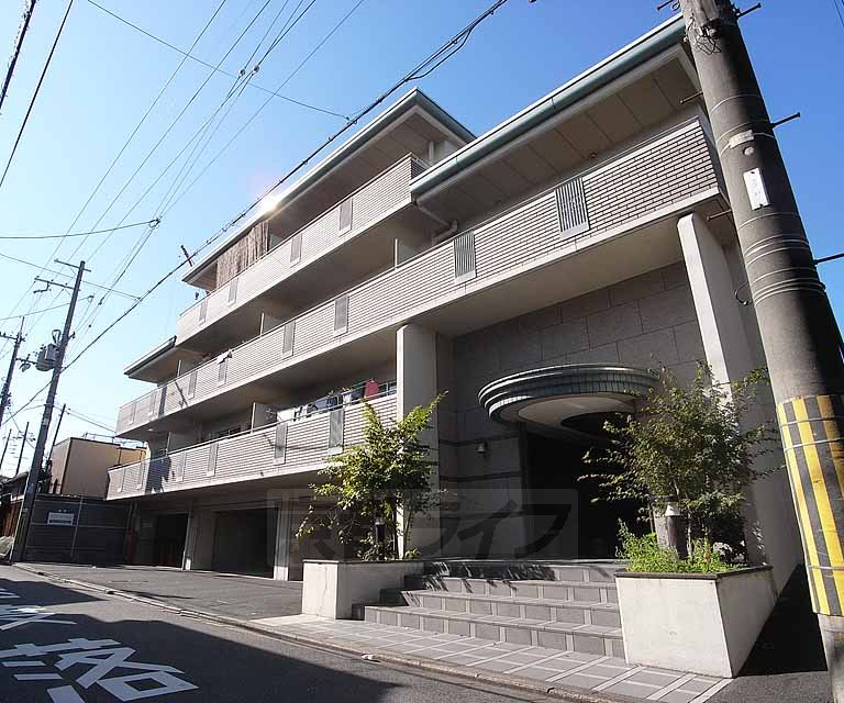 建物外観　桃山の好立地ファミリー物件です。