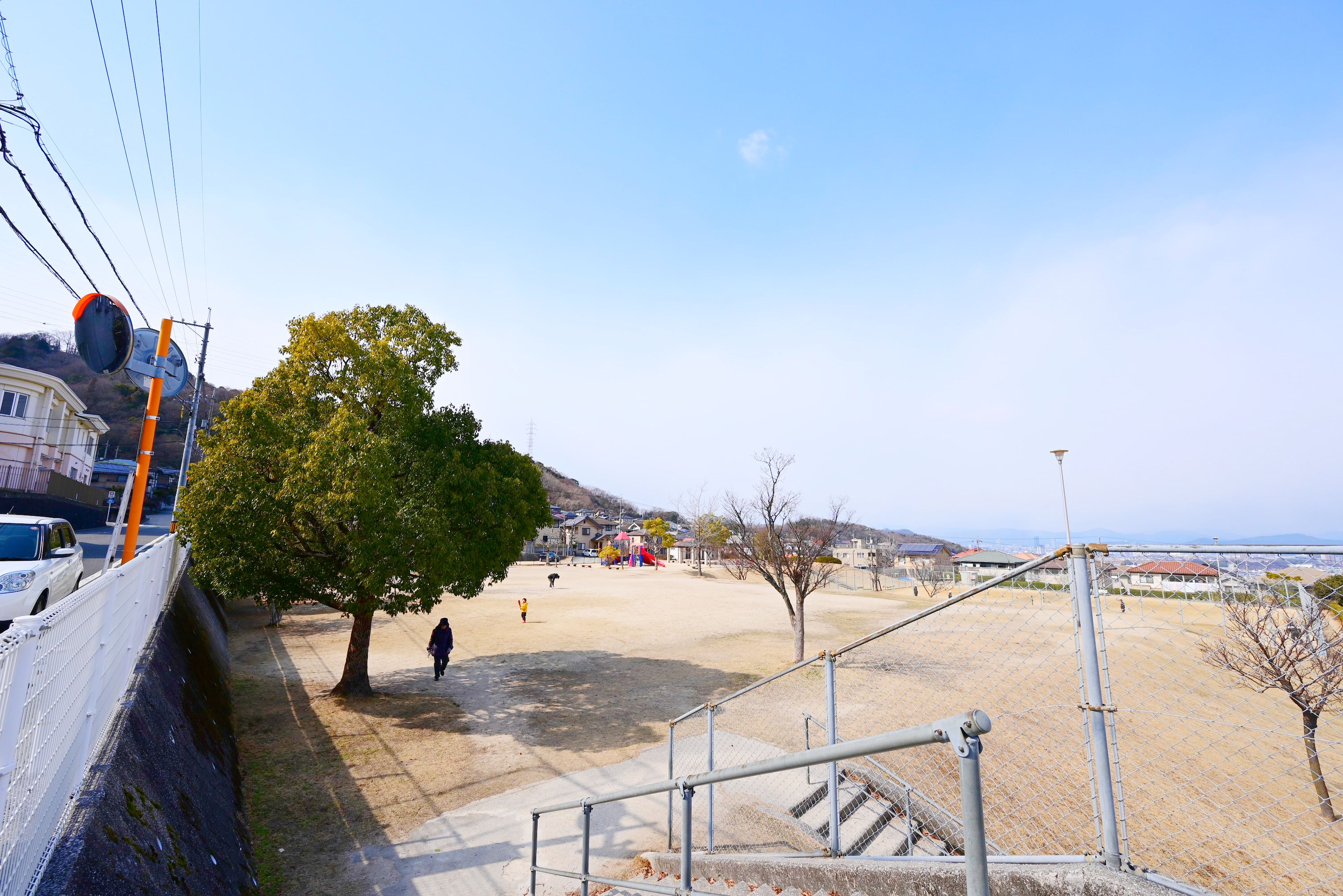 公園　安芸矢野ニュータウン中央公園（公園）まで410m