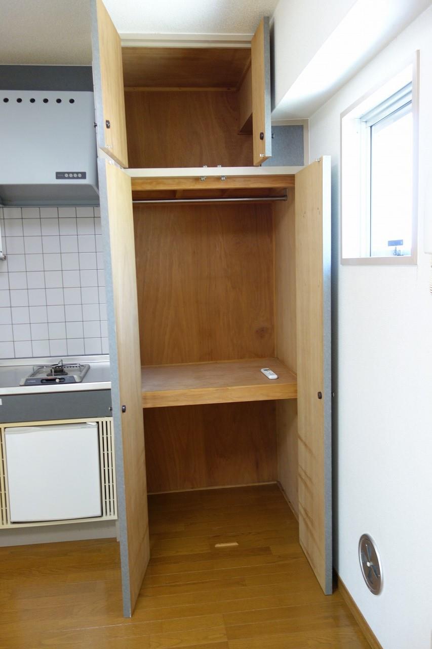 収納　中段付きで整理整頓のしやすいクローゼット♪(同仕様画像)