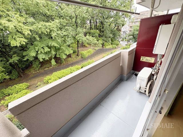 バルコニー　洗濯物が干せるバルコニー☆