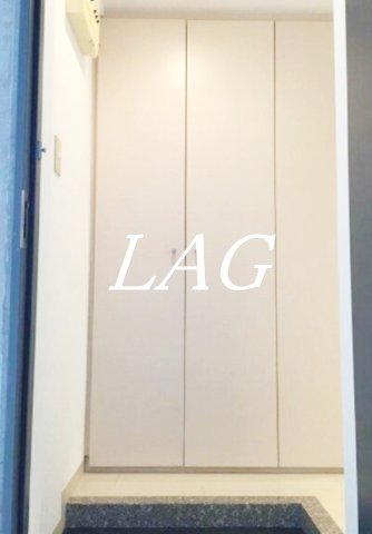 玄関　玄関です。