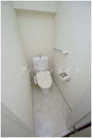 トイレ　シンプルで使いやすいトイレです