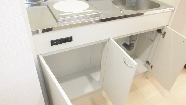 その他　キッチン下収納