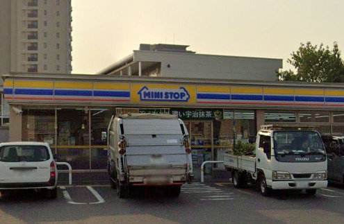 コンビニ　ミニストップ 長久手下山店（コンビニ）まで437m