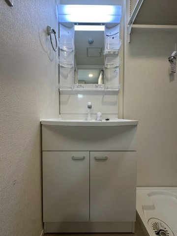 洗面設備　別号室イメージの為、現状を優先致します。