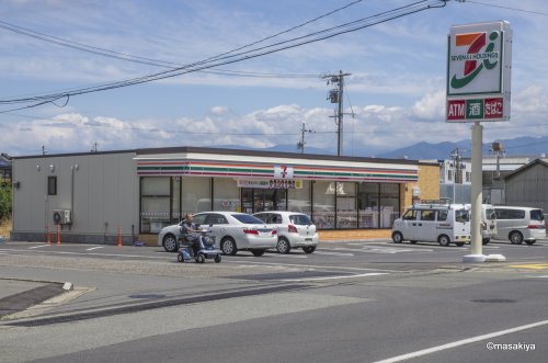コンビニ　セブンイレブン 長野母袋店（コンビニ）まで402m