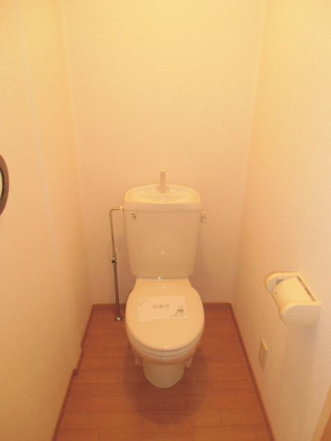 ＪＲ東海道本線 静岡駅 徒歩12分 2階建 築26年のトイレ写真