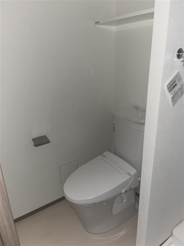 トイレ　清潔感のあるトイレです