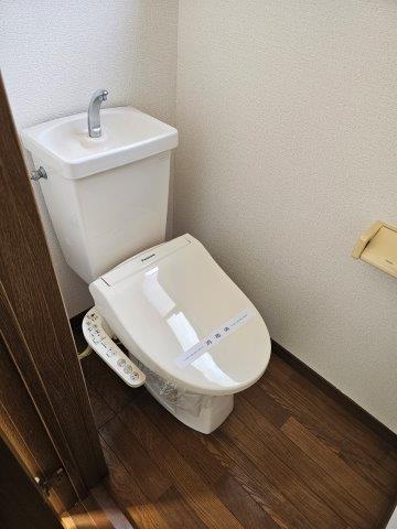 温水洗浄便座設置します