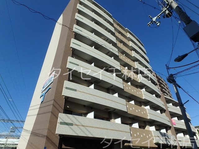 大阪市旭区新森のマンションの建物外観