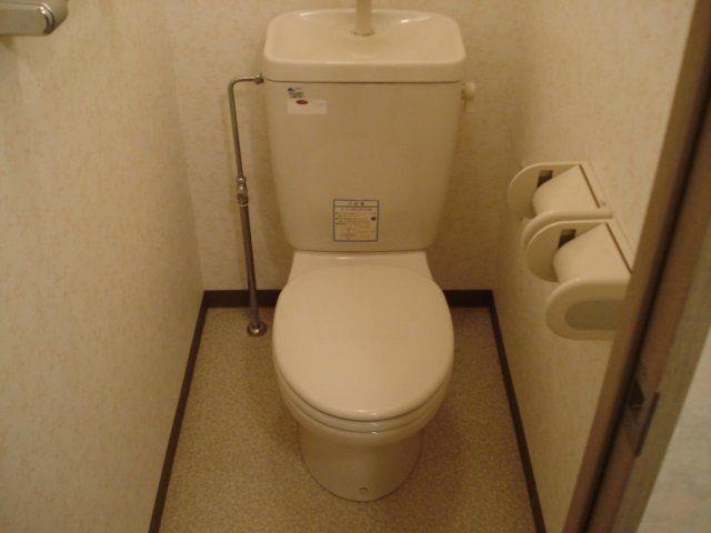 【小野市神明町のアパートのトイレ】