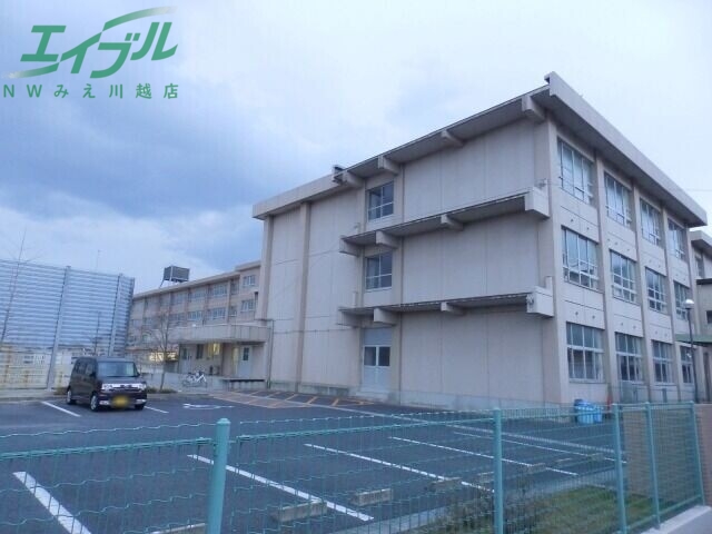 【四日市市広永町のマンションの小学校】