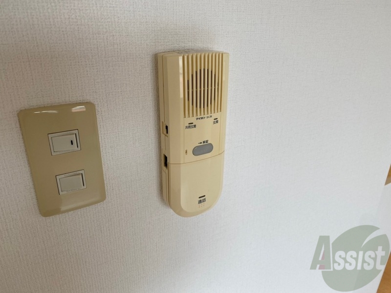 セキュリティ　インターホンは通話ができるので急な訪問があっても安心です。