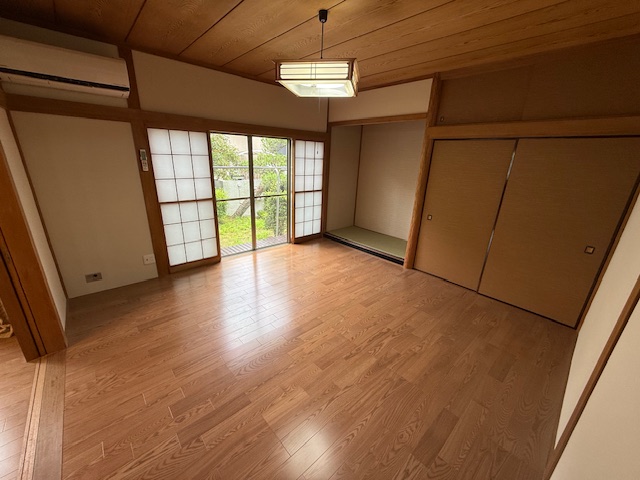 居室・リビング　（床暖房は1階の居室とリビングのみ）