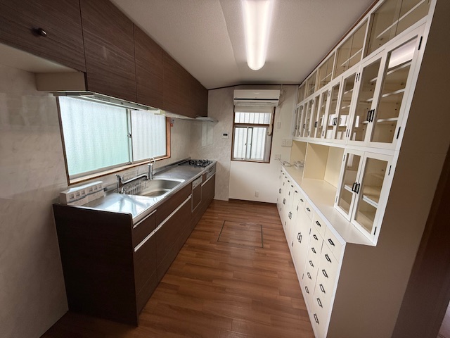 キッチン　1階キッチン