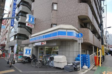 コンビニ　ローソン 北新宿一丁目店（コンビニ）まで400m
