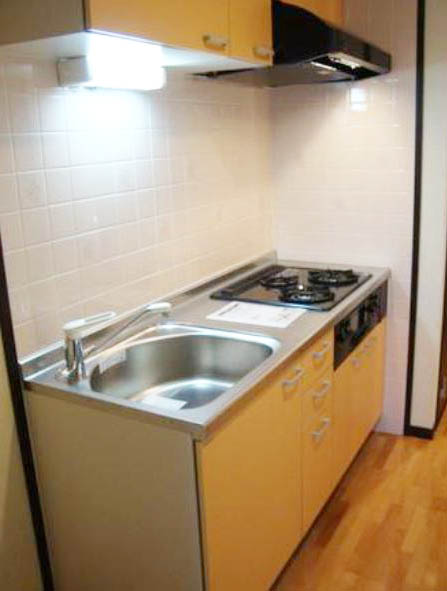 キッチン　★3口コンロ、システムキッチングリル付★