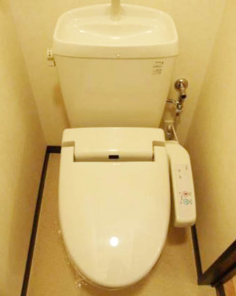 トイレ　★温水洗浄便座★