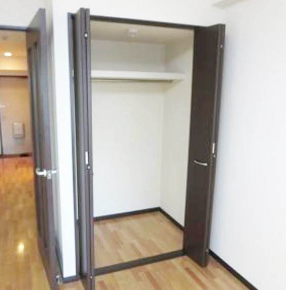 収納　★ハンガーラック付き収納★