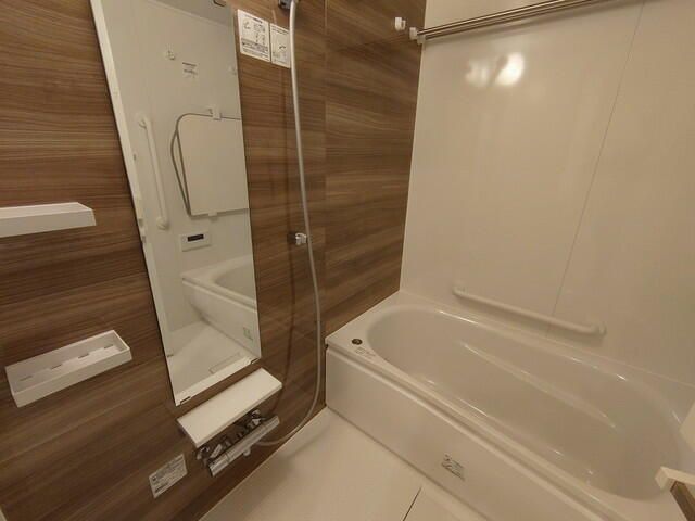 バス・シャワールーム　お風呂で日々の疲れを落としましょう写真は同タイプ住居です