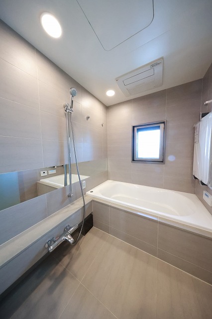 バス・シャワールーム　バス※別部屋参考写真