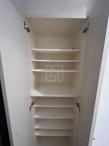 収納　サムティ難波グレイス　シューズボックス