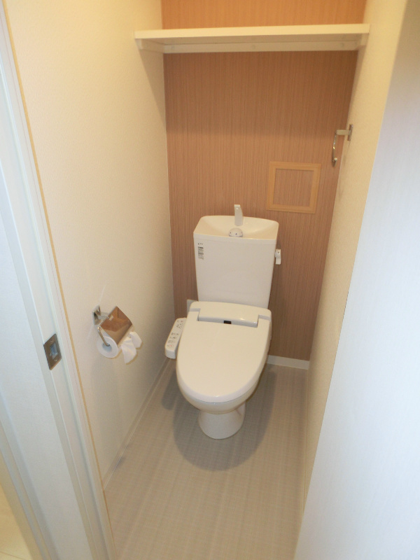 トイレ　※同物件別号室参考写真