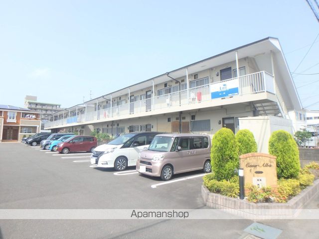 井上アパートの外観写真